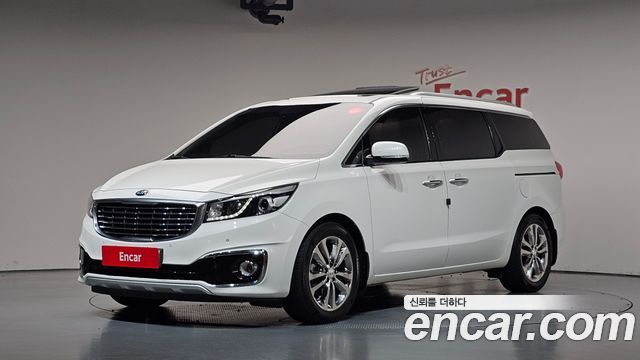 Kia Canival 2016 — photo 1