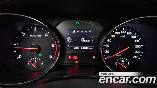 Kia Canival 2016 — photo 8