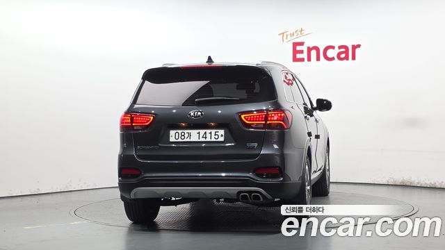 Kia Sorento 2018 — photo 4