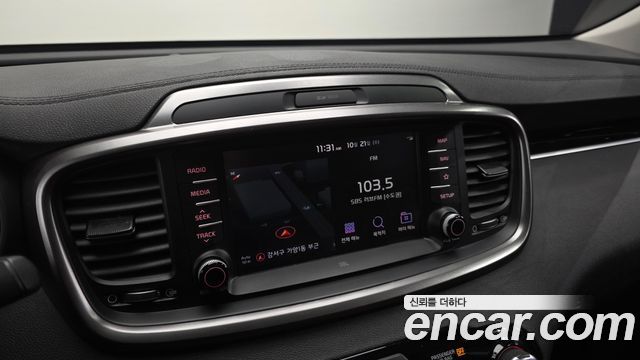 Kia Sorento 2018 — photo 15