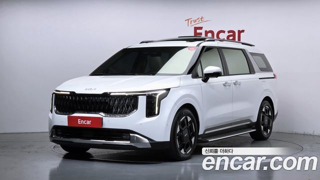 Kia Canival 2025 — photo 1