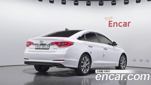 Hyundai Sonata 2016 — photo 2