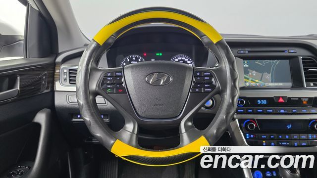 Hyundai Sonata 2016 — photo 20