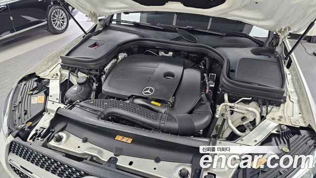 Mercedes-Benz GLC-Class 2022 — photo 6