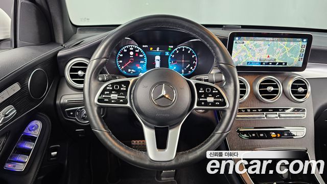 Mercedes-Benz GLC-Class 2022 — photo 19