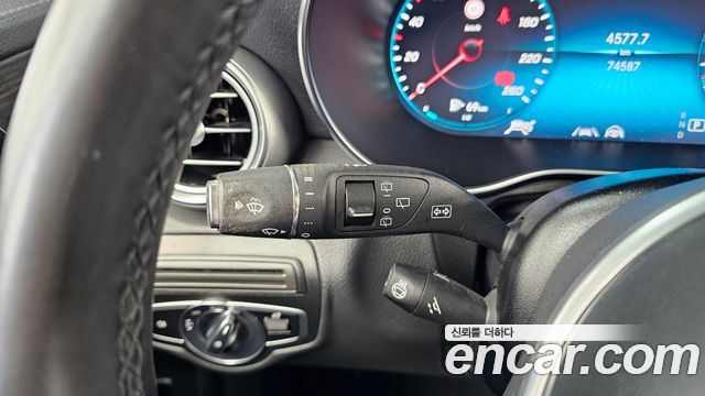 Mercedes-Benz GLC-Class 2022 — photo 30