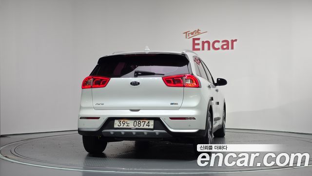 Kia Niro 2017 — photo 4