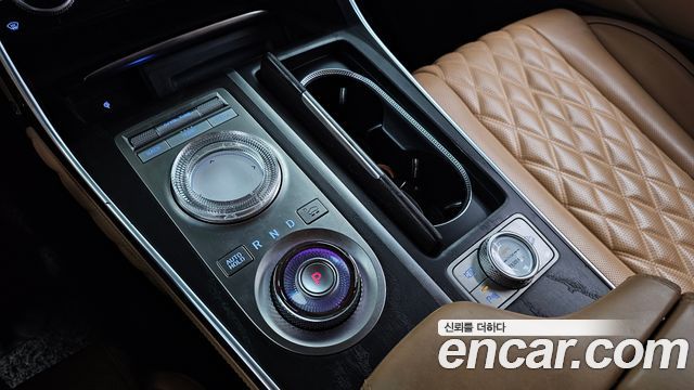 Genesis GV80 2020 — photo 12