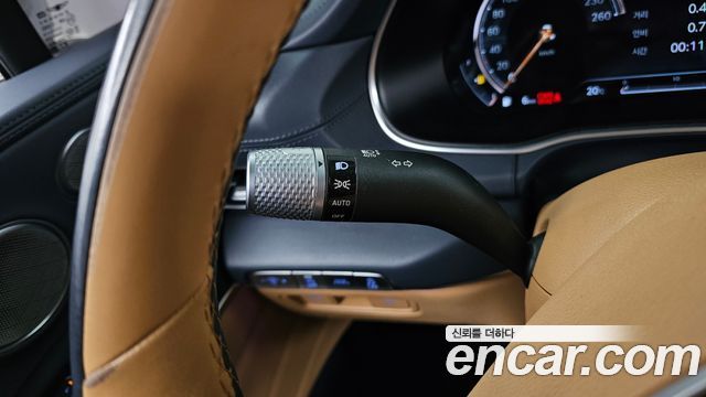 Genesis GV80 2020 — photo 29