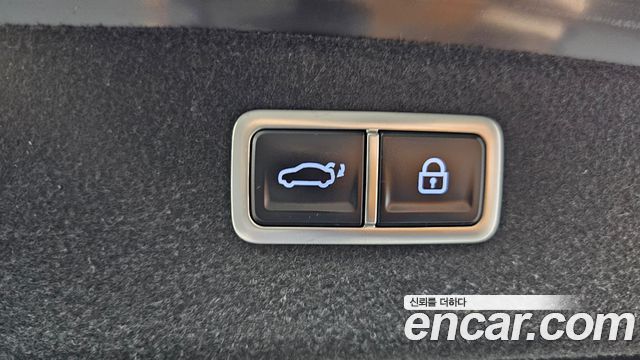 Genesis G80 2022 — photo 23