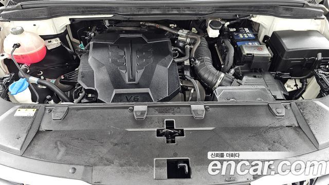 Kia Canival 2023 — photo 6