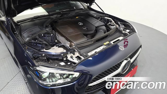 Mercedes-Benz C-Class 2023 — photo 6