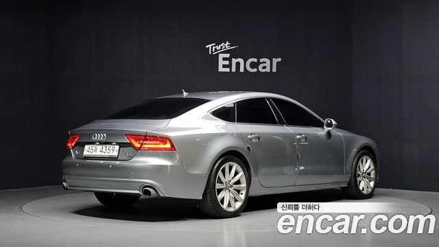Audi A7 2014 — photo 2