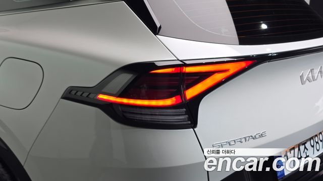 Kia Sportage 2023 — photo 9