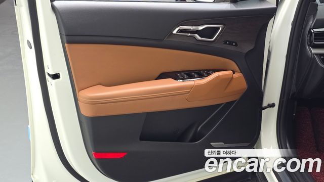 Kia Sportage 2023 — photo 14