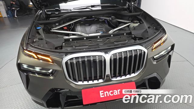 BMW X7 2023 — photo 6