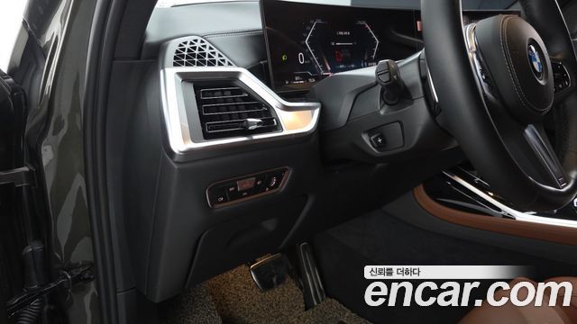 BMW X7 2023 — photo 19
