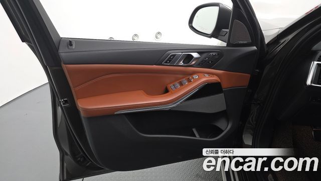BMW X7 2023 — photo 14