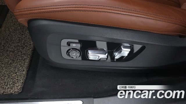 BMW X7 2023 — photo 37