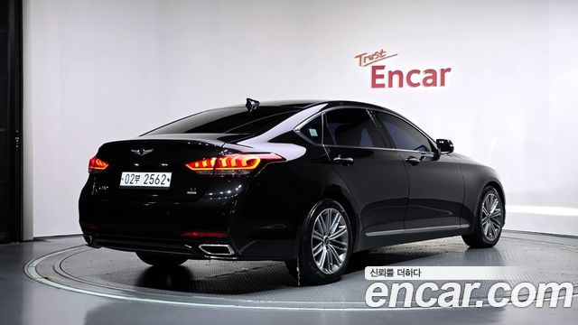 Genesis G80 2019 — photo 2