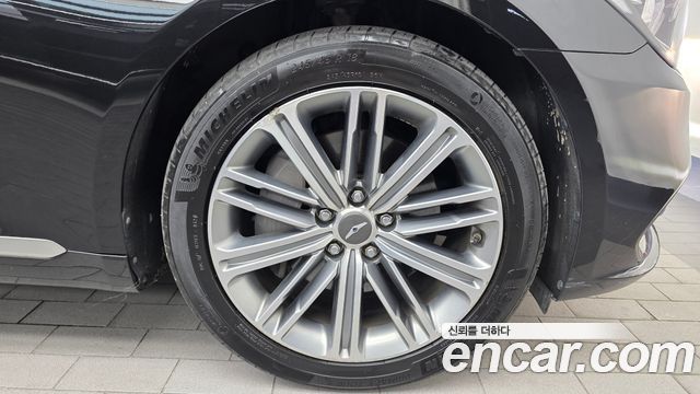 Genesis G80 2019 — photo 7