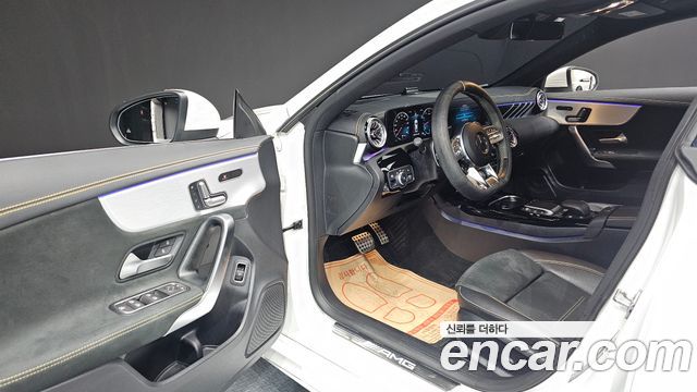 Mercedes-Benz CLA-Class 2021 — photo 10