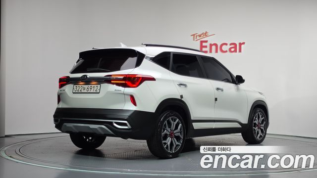 Kia Seltos 2022 — photo 2