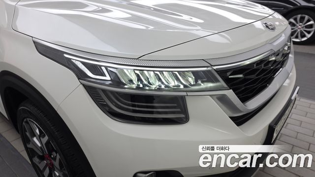 Kia Seltos 2022 — photo 8