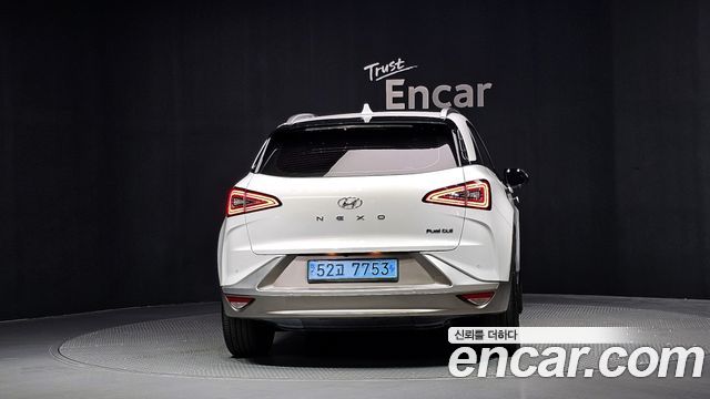 Hyundai Nexo 2023 — photo 4