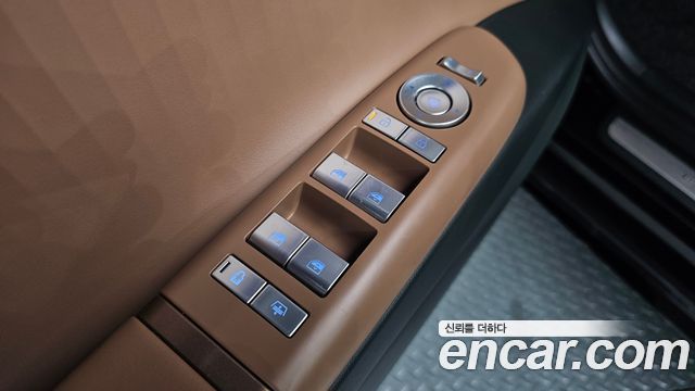 Hyundai Grandeur 2025 — photo 28