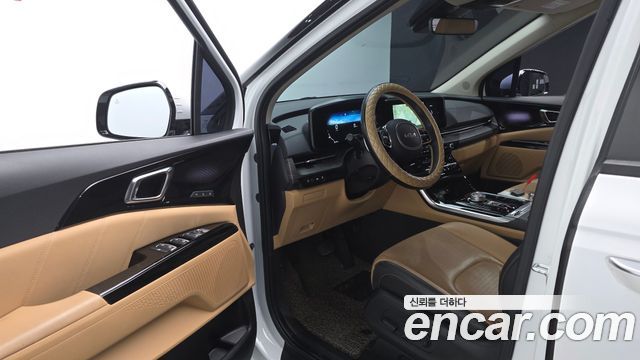 Kia Canival 2023 — photo 13