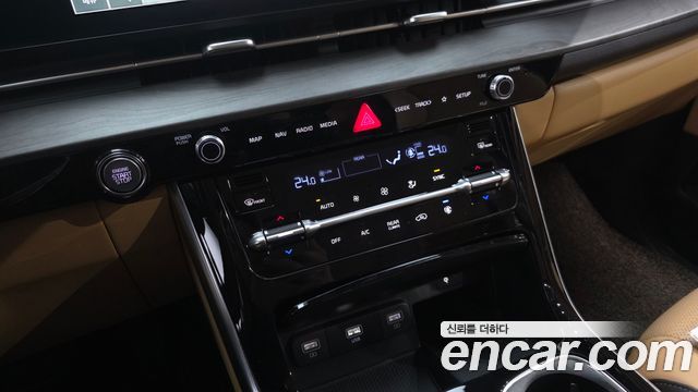 Kia Canival 2023 — photo 23