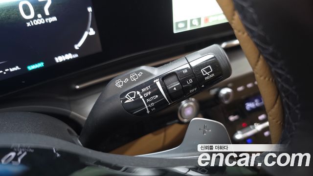 Kia Canival 2023 — photo 27