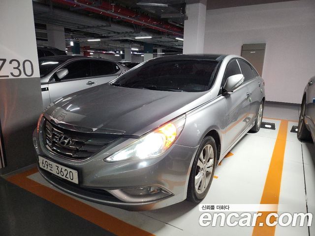 Hyundai Sonata 2010 — photo 4