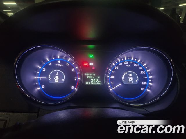 Hyundai Sonata 2010 — photo 9