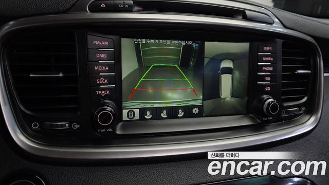 Kia Sorento 2015 — photo 16