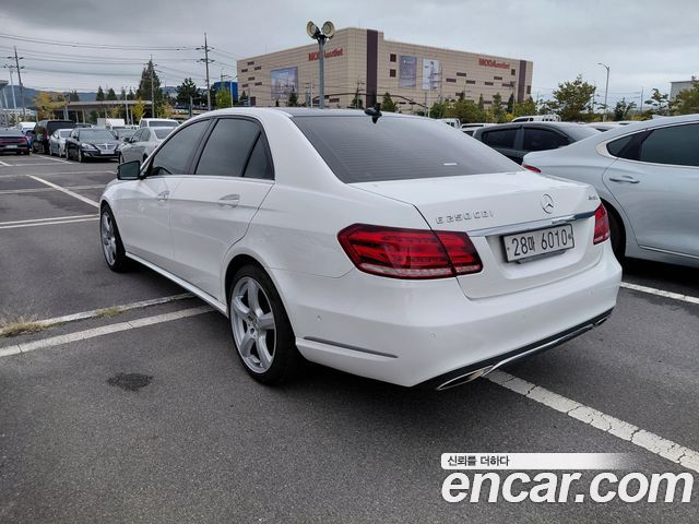 Mercedes-Benz E-Class 2014 — photo 2