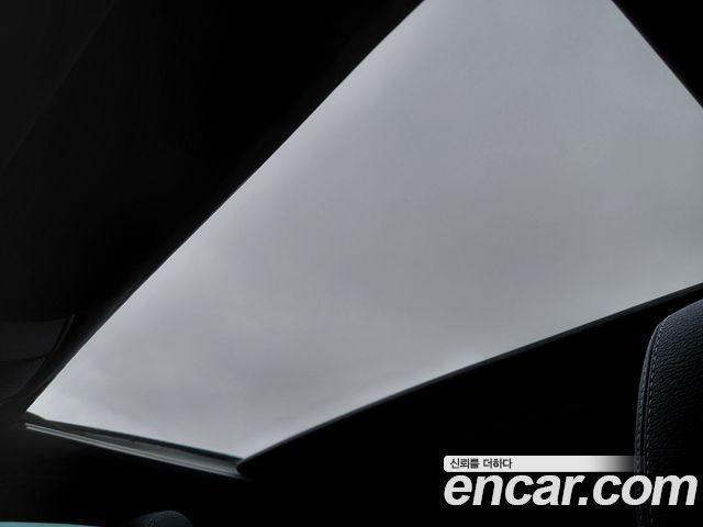 Mercedes-Benz E-Class 2014 — photo 19
