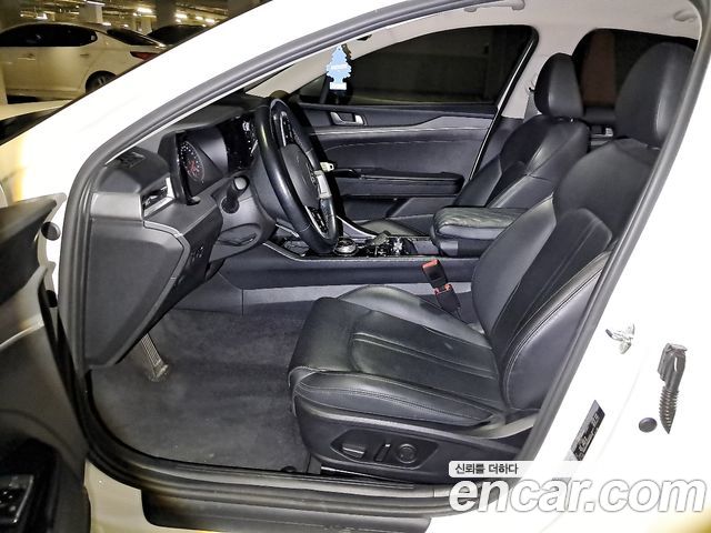 Kia K5 2021 — photo 18
