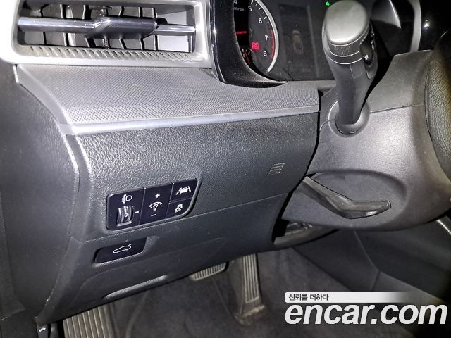 Kia K5 2021 — photo 17