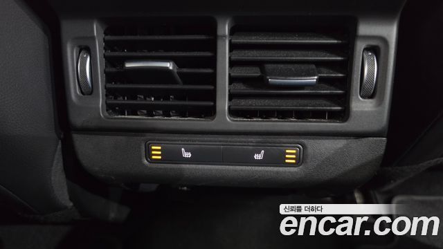 Land Rover Range Rover Evoque 2021 — photo 31