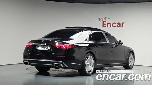 Mercedes-Benz S-Class 2023 — photo 2