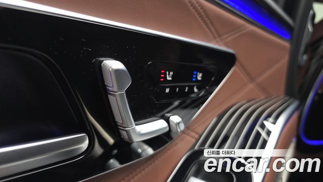 Mercedes-Benz S-Class 2023 — photo 29