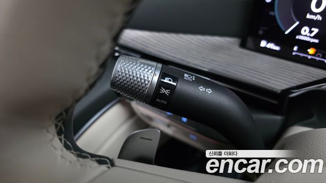Genesis GV80 2025 — photo 32