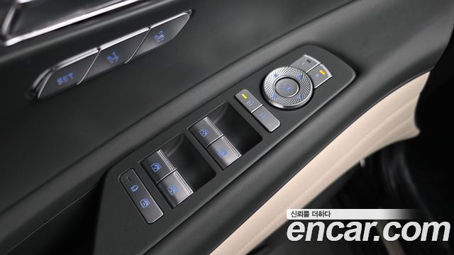 Genesis GV80 2025 — photo 35