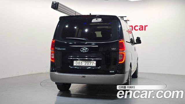 Hyundai Starex 2018 — photo 4