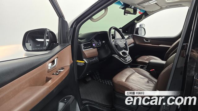 Hyundai Starex 2018 — photo 10