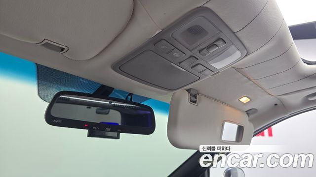 Hyundai Starex 2018 — photo 18