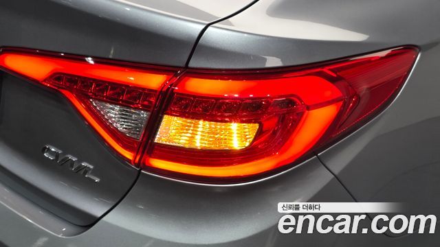 Hyundai Sonata 2017 — photo 9
