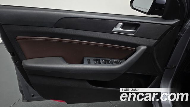 Hyundai Sonata 2017 — photo 14